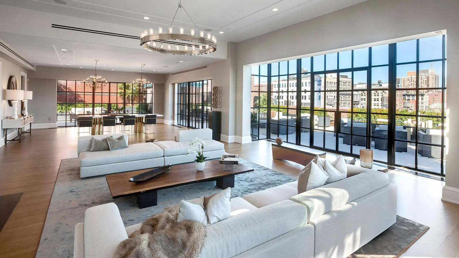 Luxury Condo in New York